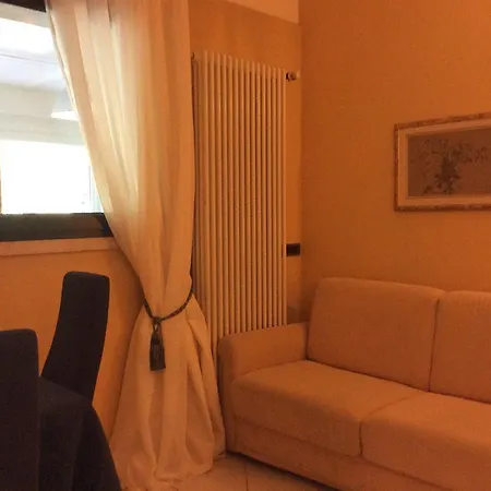 Dimora Del Viaggiatore 2 Διαμέρισμα *